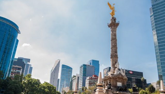 Mexico statue city